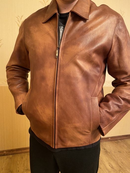 Куртка шкіряна
