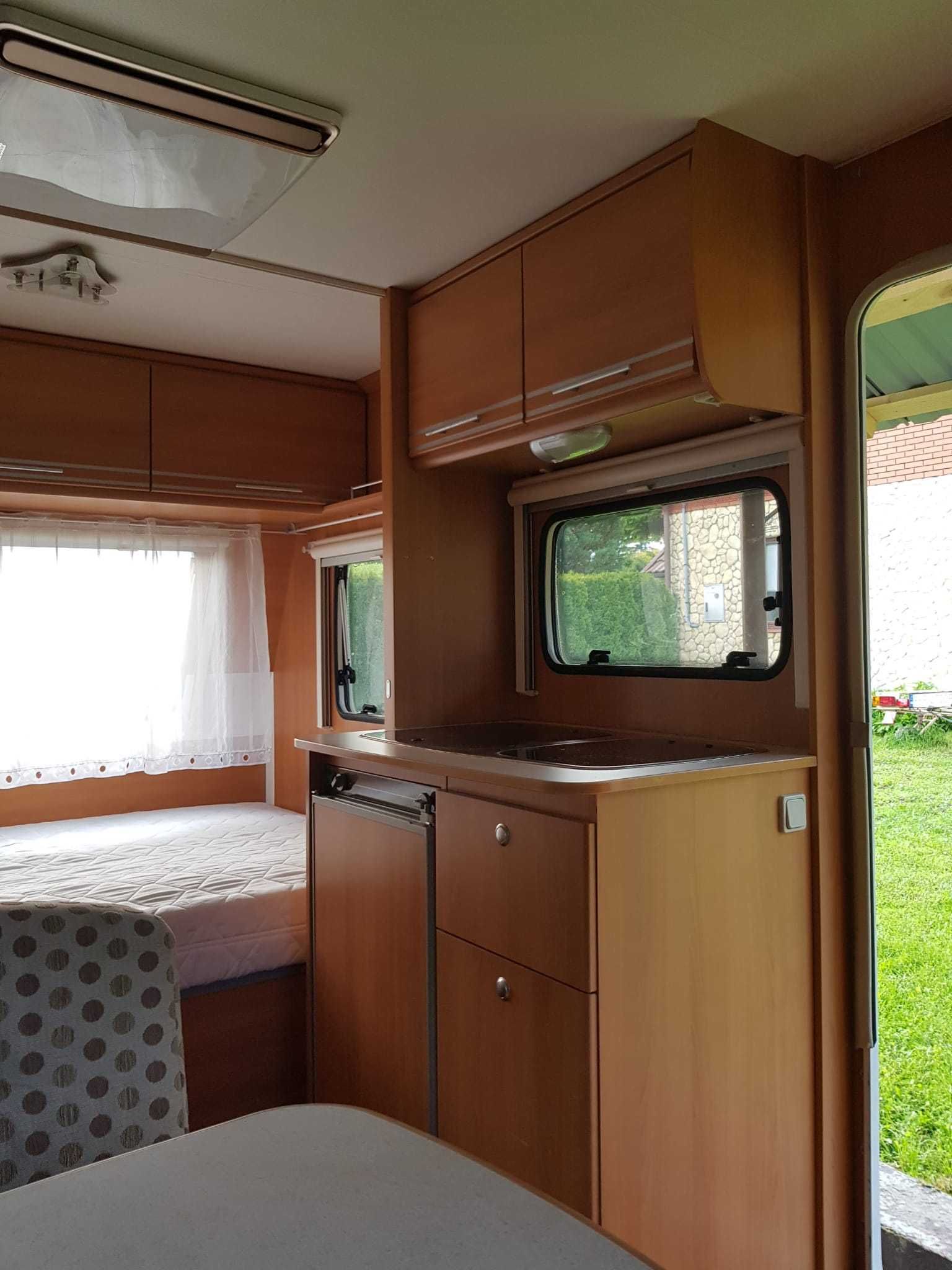 Przyczepa kempingowa 4-osobowa CARAVELAIR EMERAUDE