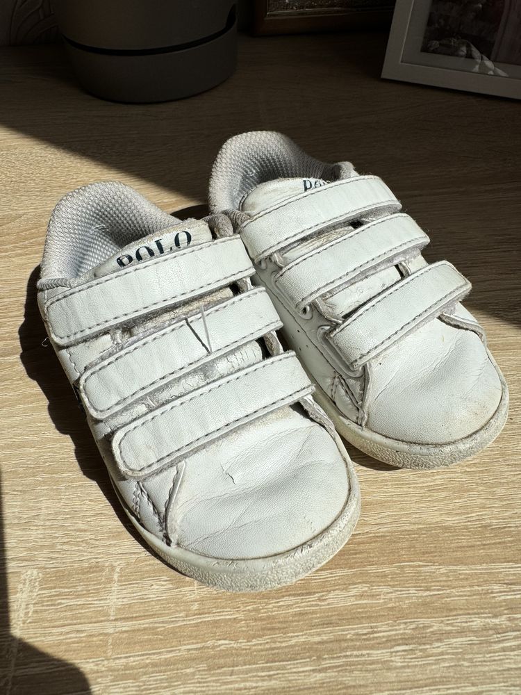 Дитяче взуття 24 розмір