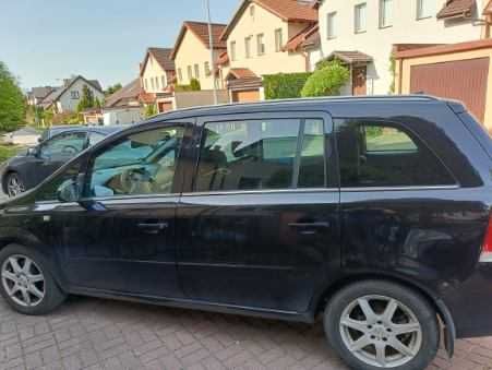 Opel Zafira 7-osobowy w automacie