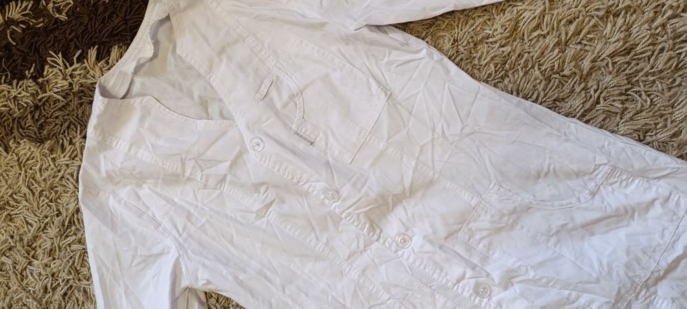 Медичний костюм .