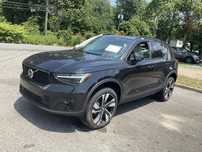 Volvo XC 40 VOLVO XC40 B5 Ultimate Dark AWD FULL Kamery 360st Harman Pixel Light