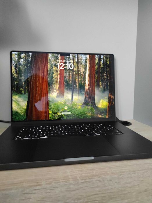 MacBook Pro M4 MAX 36GB RAM 16' 1TB