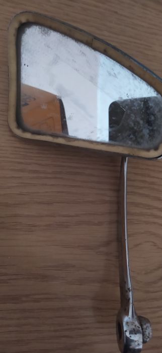 Зеркало на мотоцикл