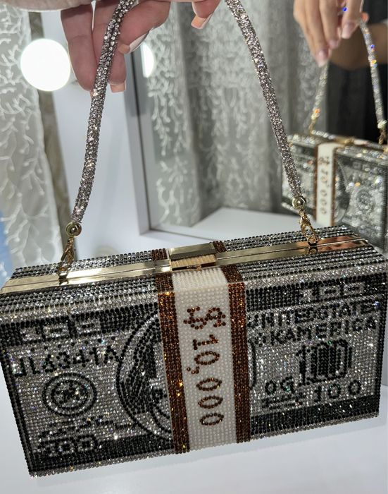 Сумочка - клатч