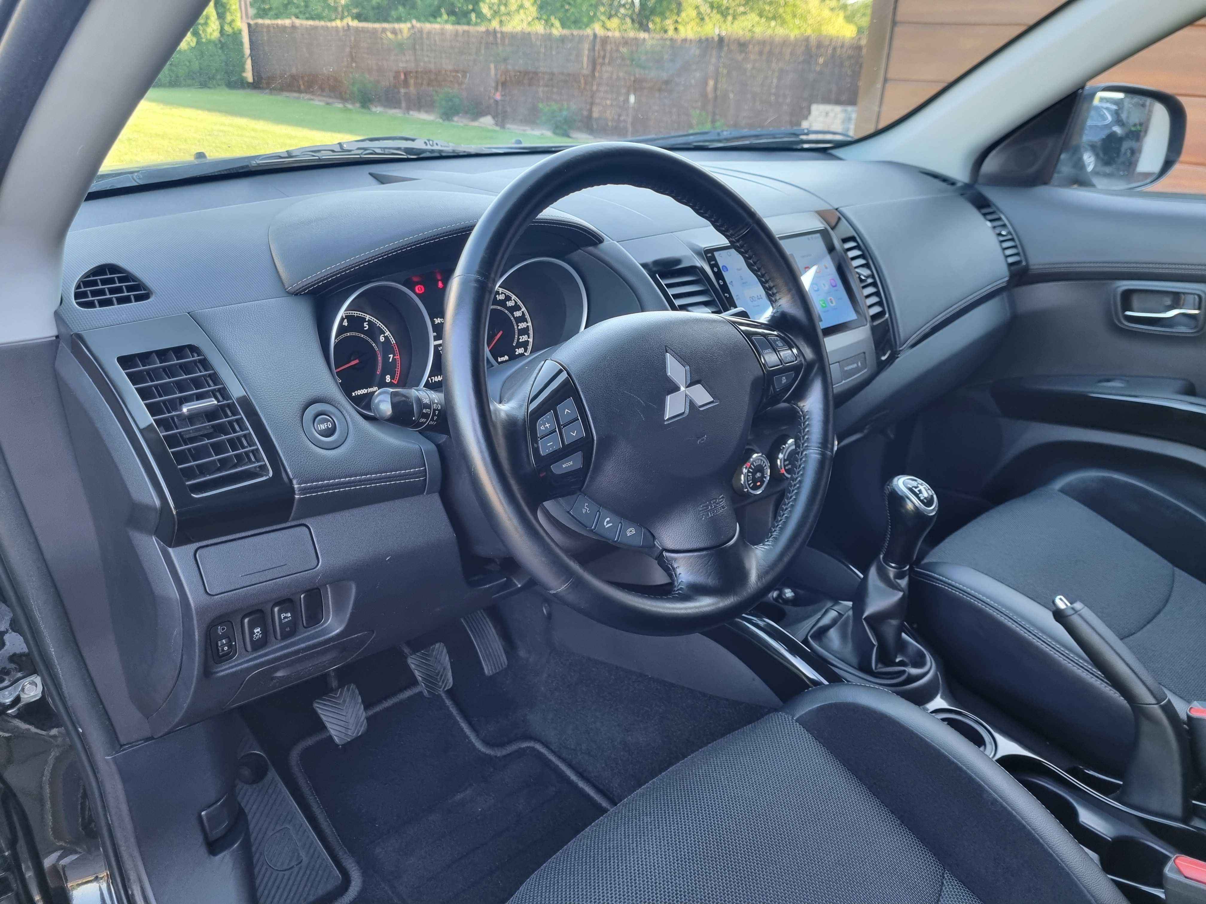 Mitsubishi Outlander 2.0*DVD*navi*kamera* zarejestrowany PL