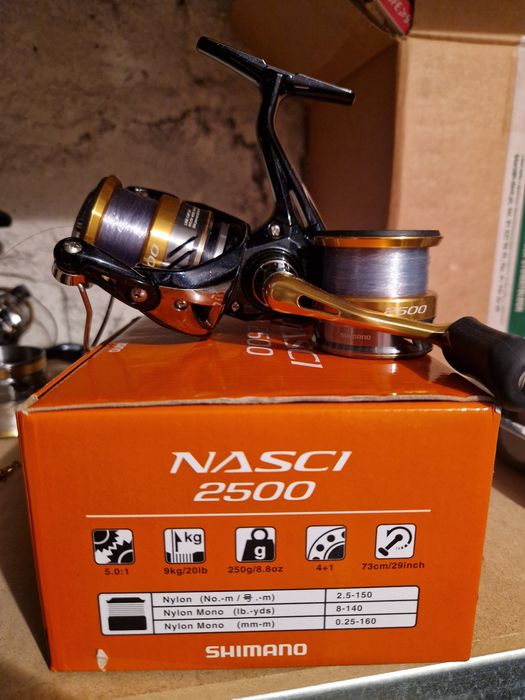 Shimano Nasci 2500 + druga szpula