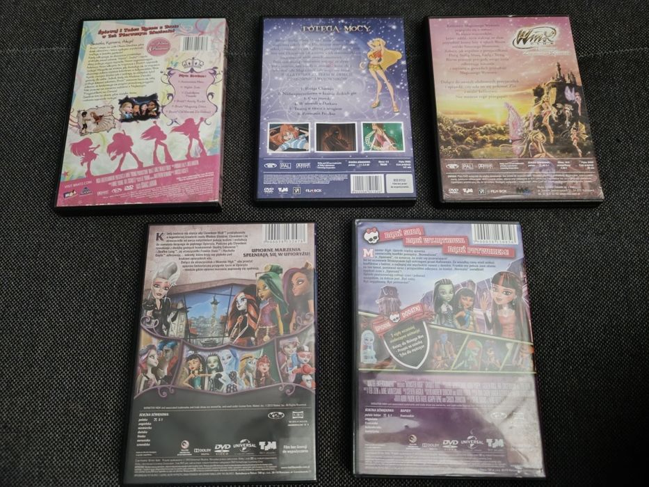 Zestaw filmów/bajek. 5 płyt DVD. Winx Club. Monster High.