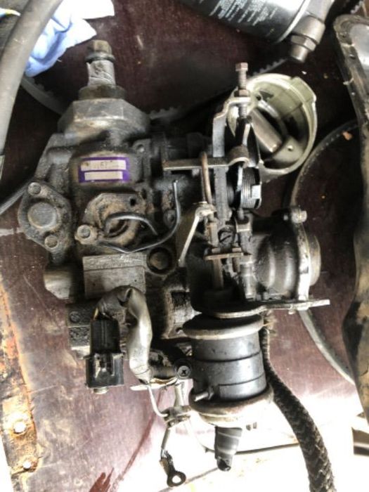 Pompa wtryskowa mitsubishi pajero 2 l200 2.5
