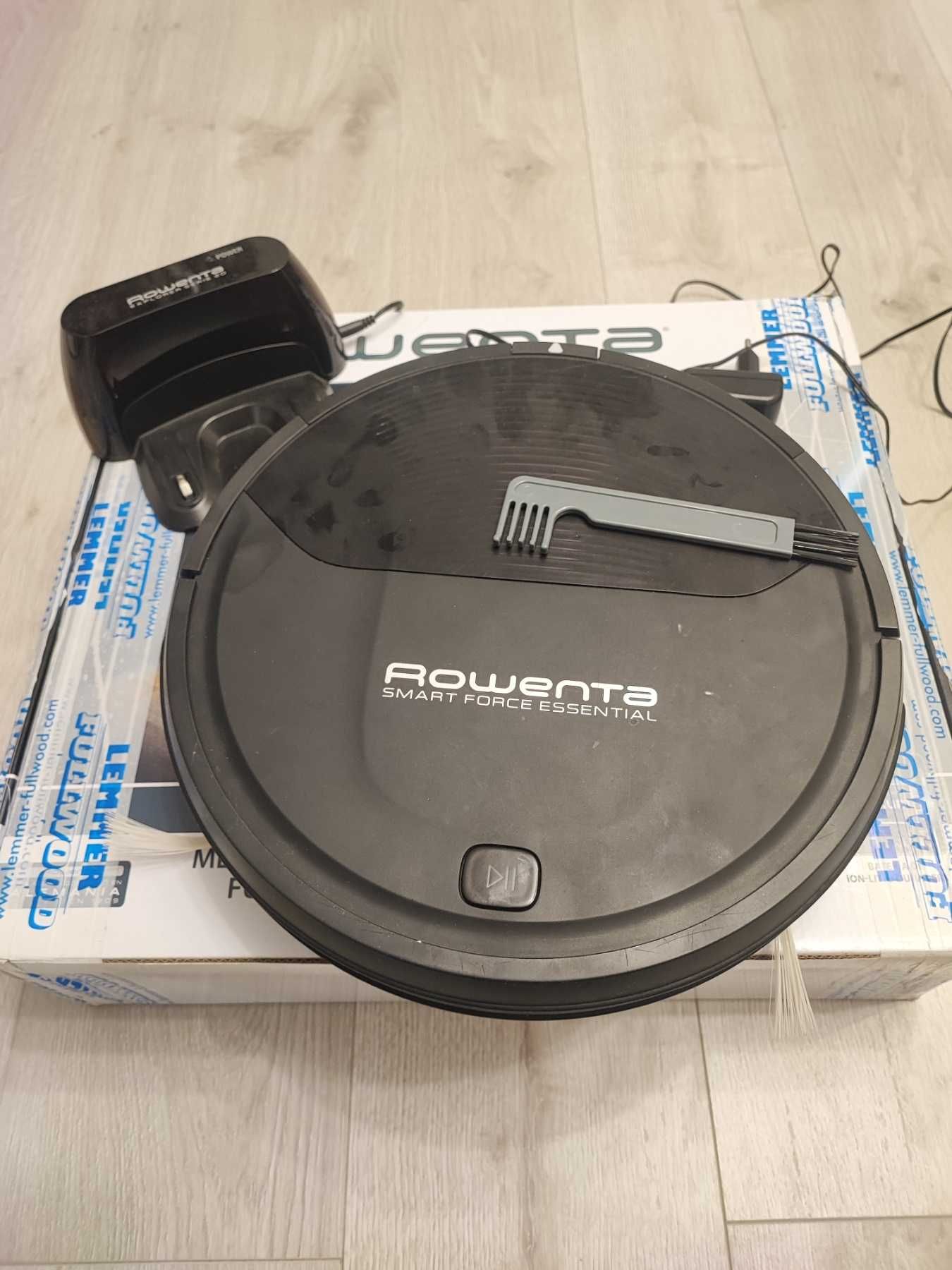 Продам Робот-пылесос Rowenta X-PLORER Serie 20