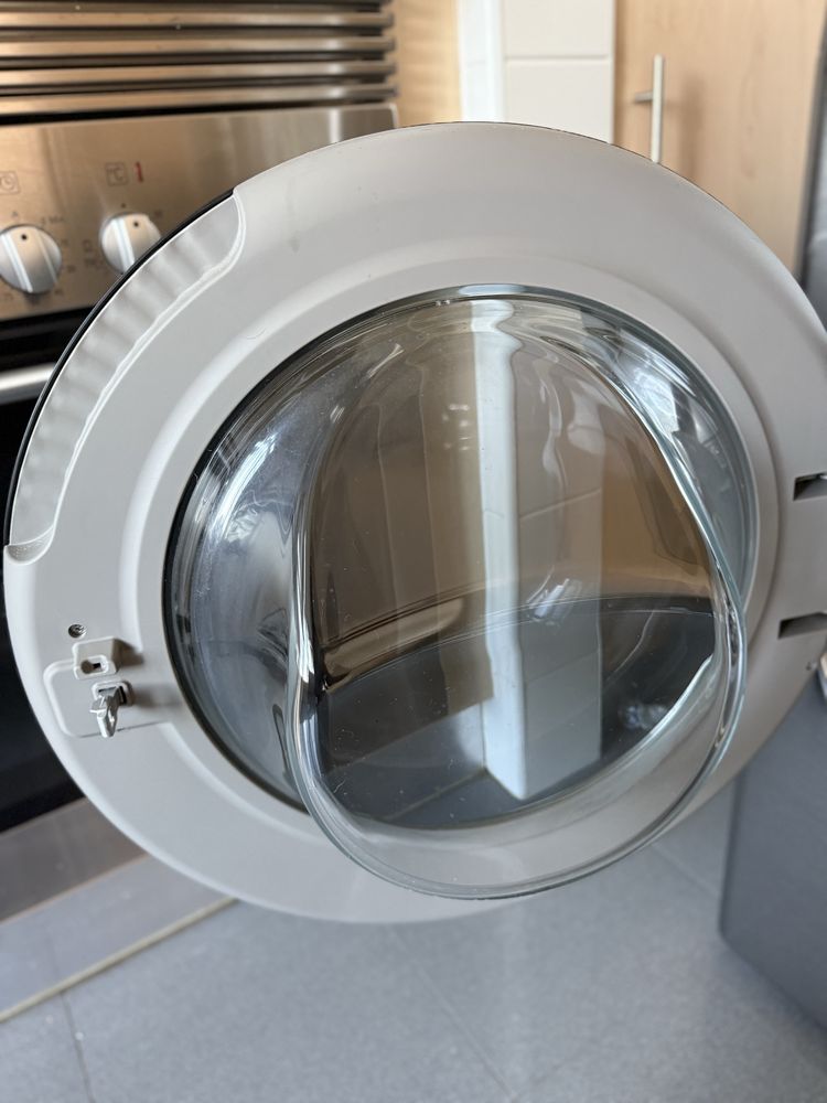 Máquina de Lavar Roupa LG F4WR7010SGS