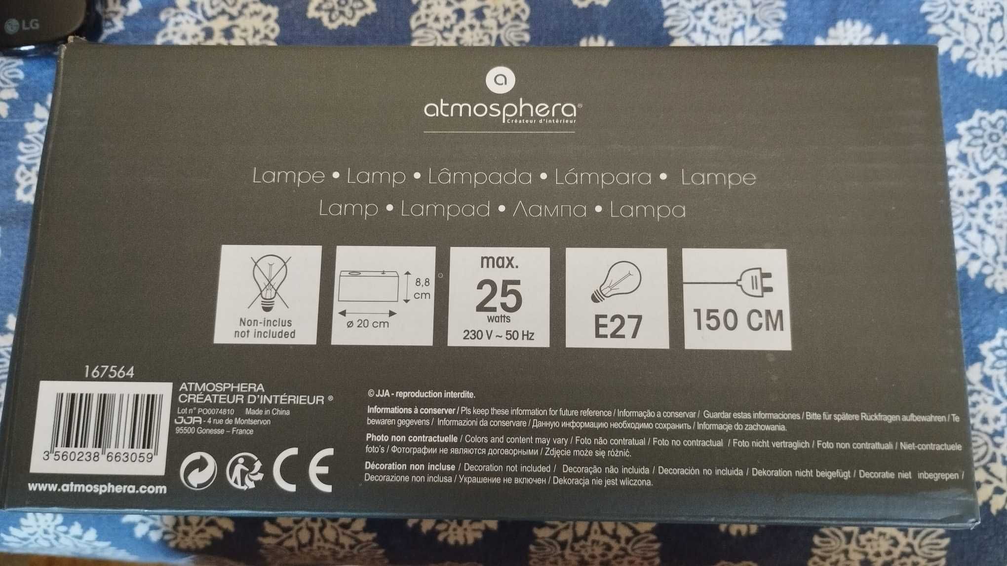 Candeeiro em madeira sem lâmpada
