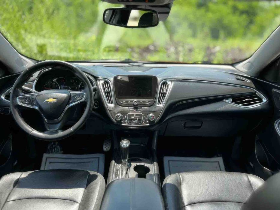 Chevrolet Malibu LT      2017