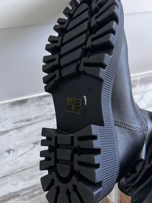 Сапоги чоботи труби високі шкіра 39 р