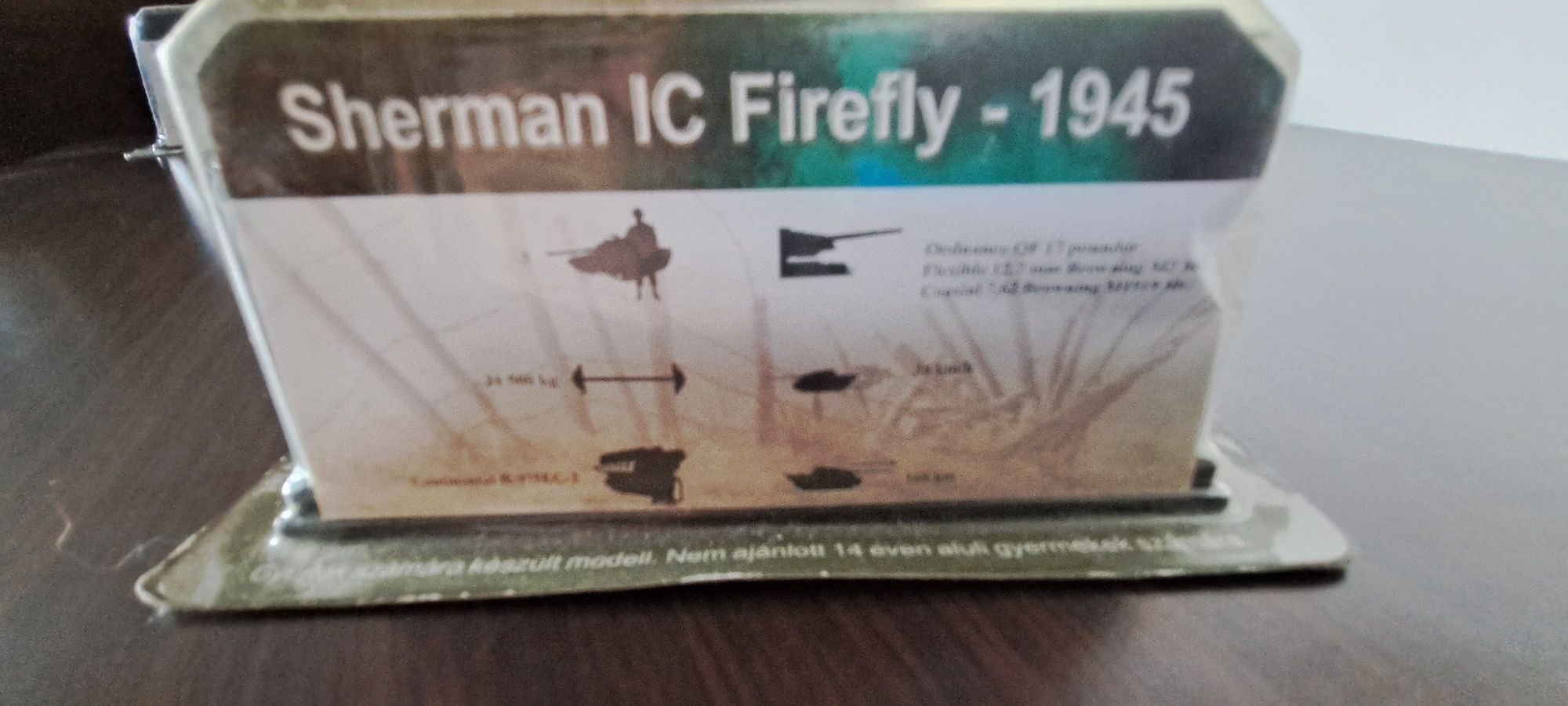 Model Sherman IC Firefly -1945