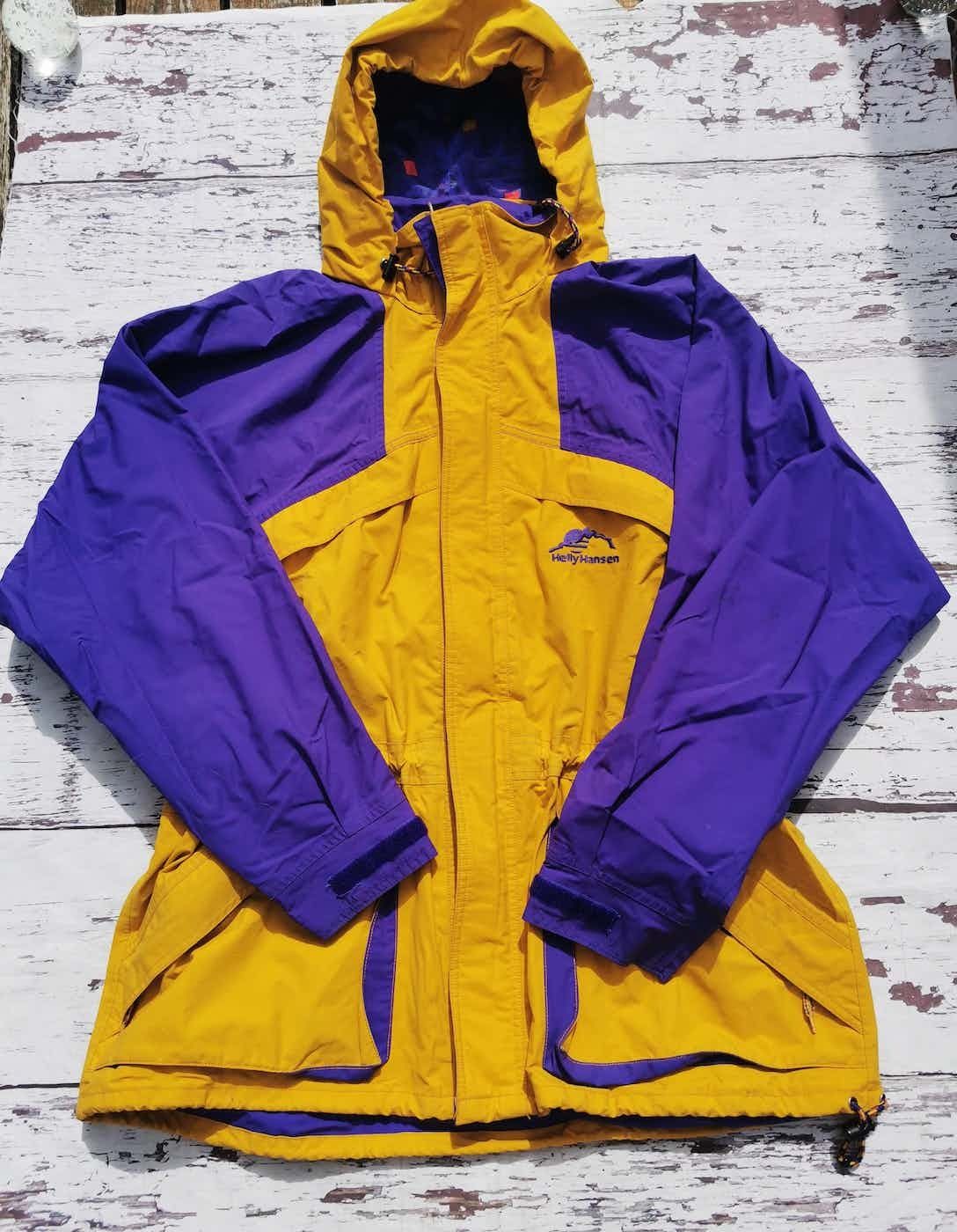 Żółta kurtka zimowa Helly Hansen vintage retro