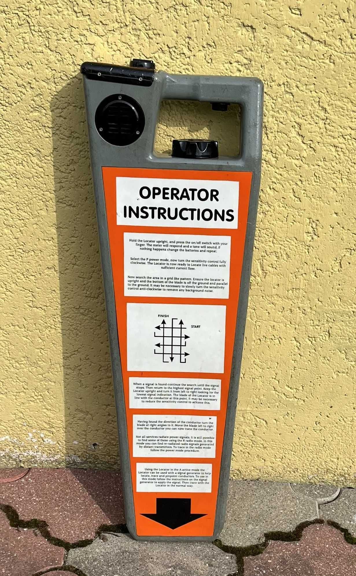 Radiodetektor wykrywacz kabli instalacji CAT Radiodetection