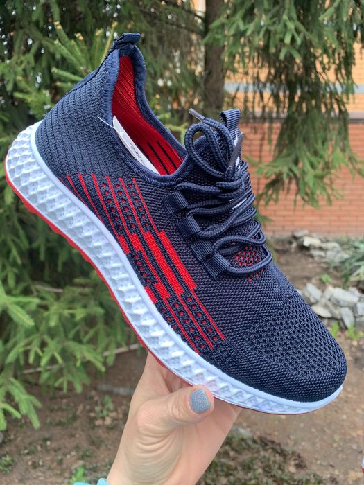 42-43р новые летние кроссовки мужские сетка