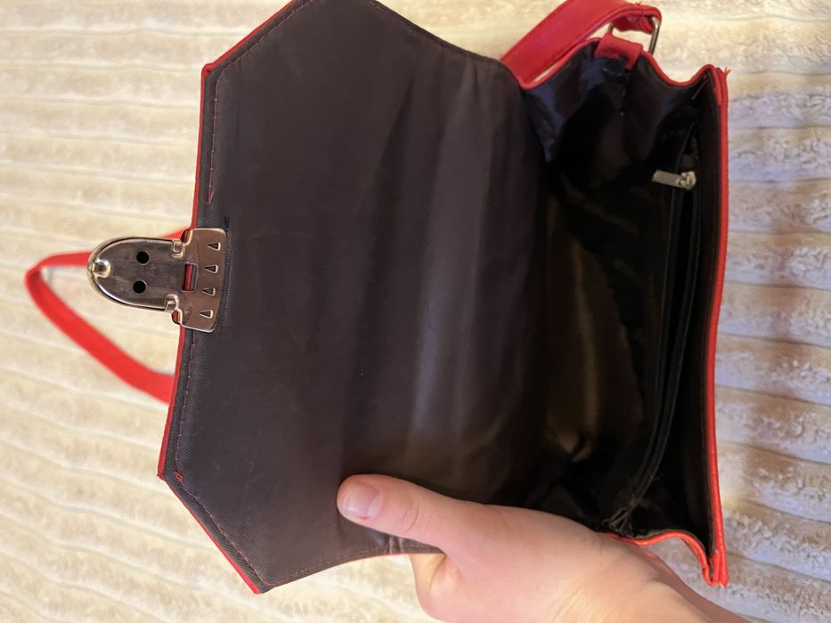 Сумка мінімалістична червона