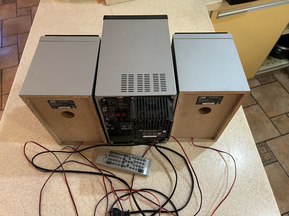 Музыкальный центр JVC UX-G68.