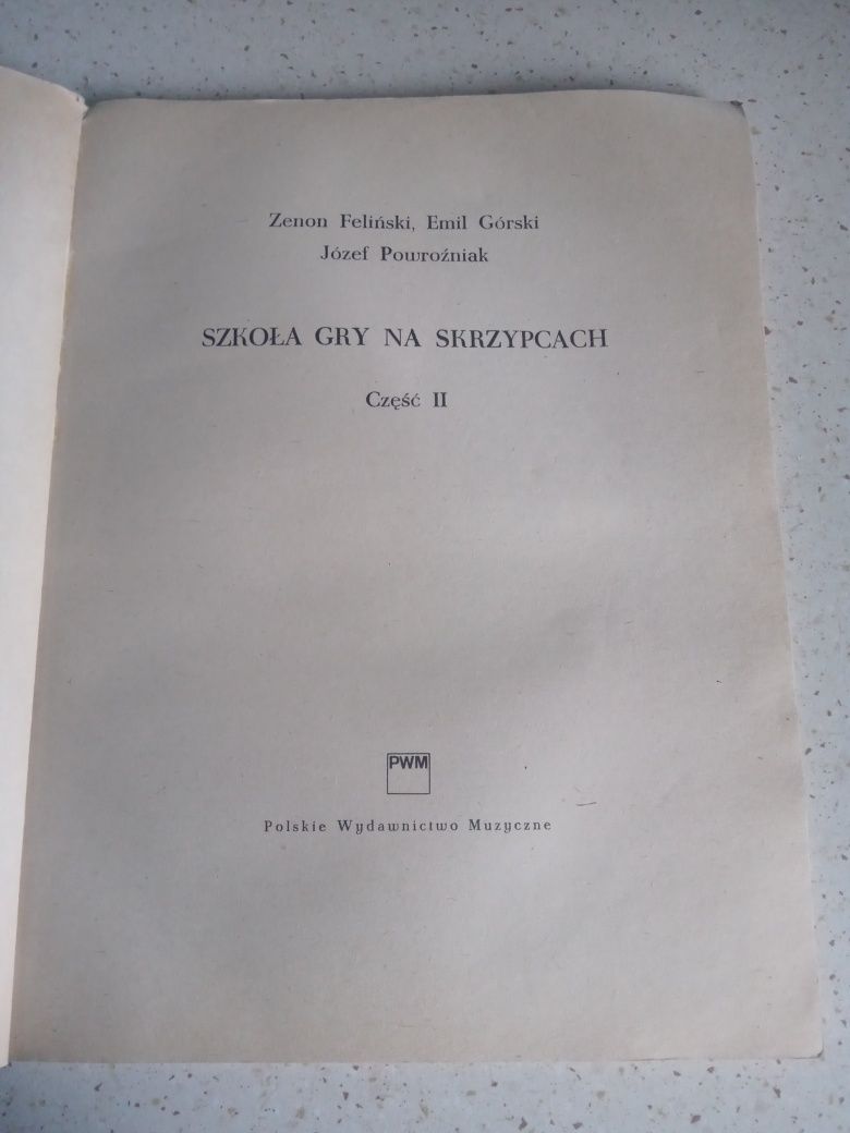 Szkoła gry na skrzypcach części 1 i 2