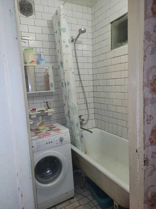 NN S4 Продам подселение комнату в 2 комнатной квартире  метро Гагарина