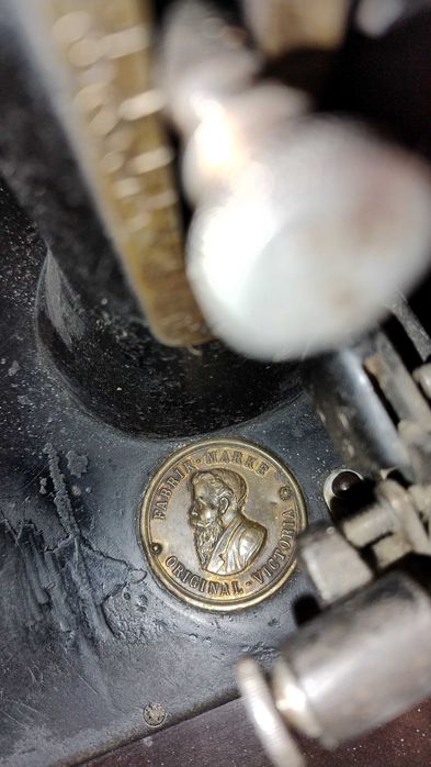 Sprzedam maszynę do szycia