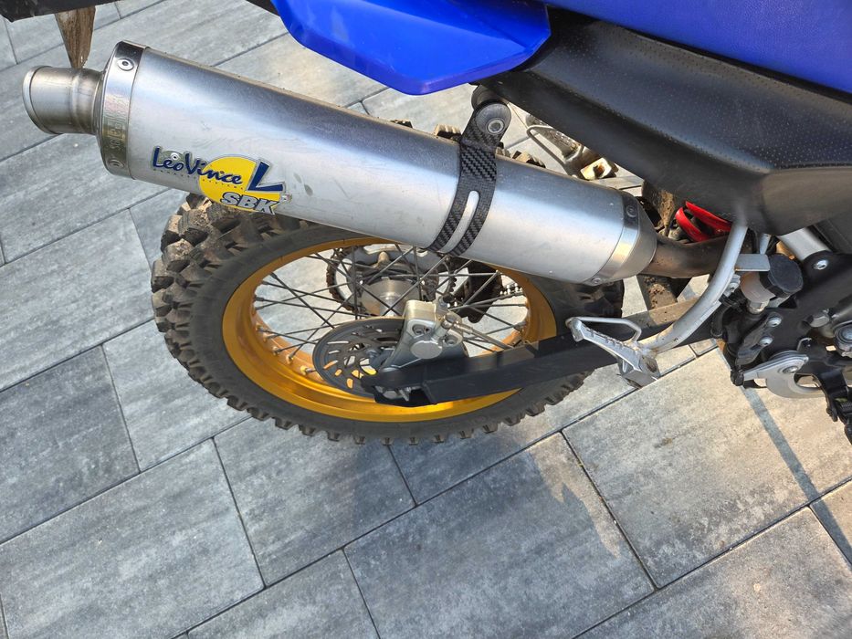 *Yamaha XT 125R 2009 Supermoto*
