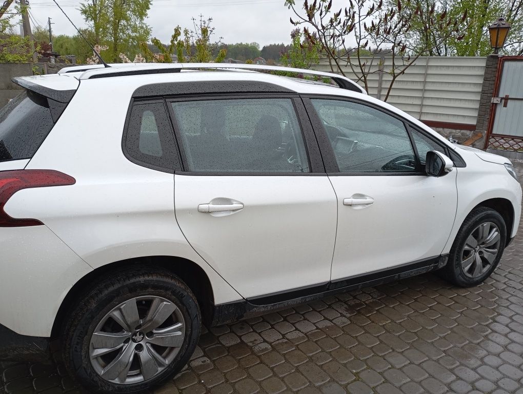 Peugeot 2008 1,2 AT(110 к.с.) Allure. START -STOP.