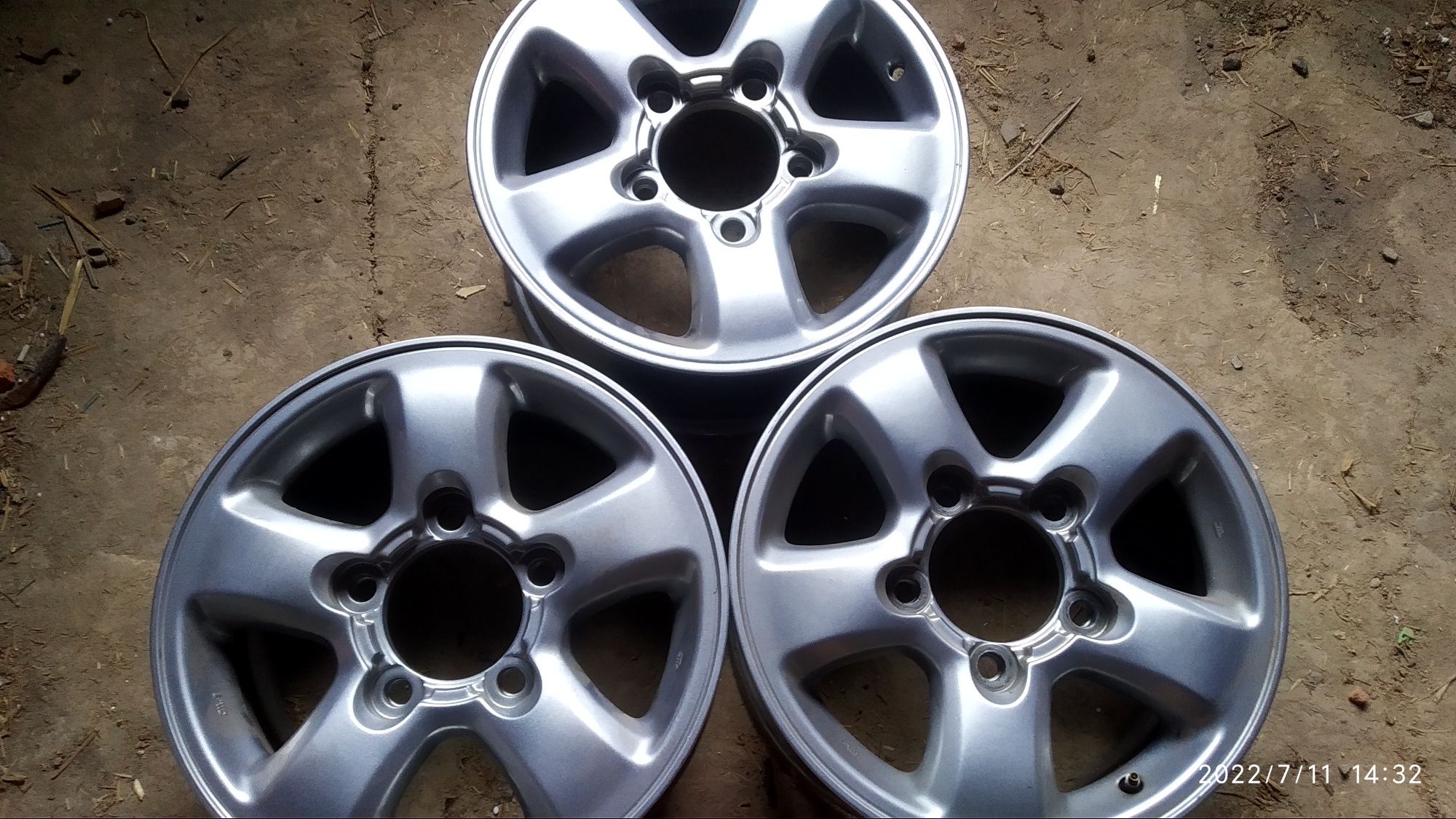 Продам диск на Toyota 16×8j×110.1