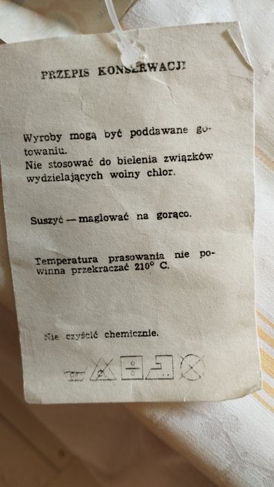 Komplet pościeli z PRL kołdra + 2 poduszki + prześcieradło