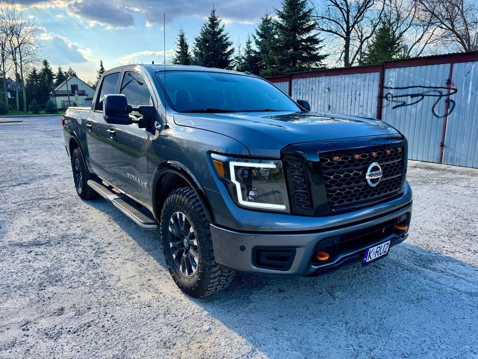 Nissan Titan Nissan Titan 5.6 V8 2019 | Nie Ram, Tundra, F150 | LPG | Full Opcja