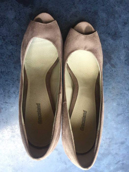 Zamszowe buty na wysokim obcasie, rozmiar 40