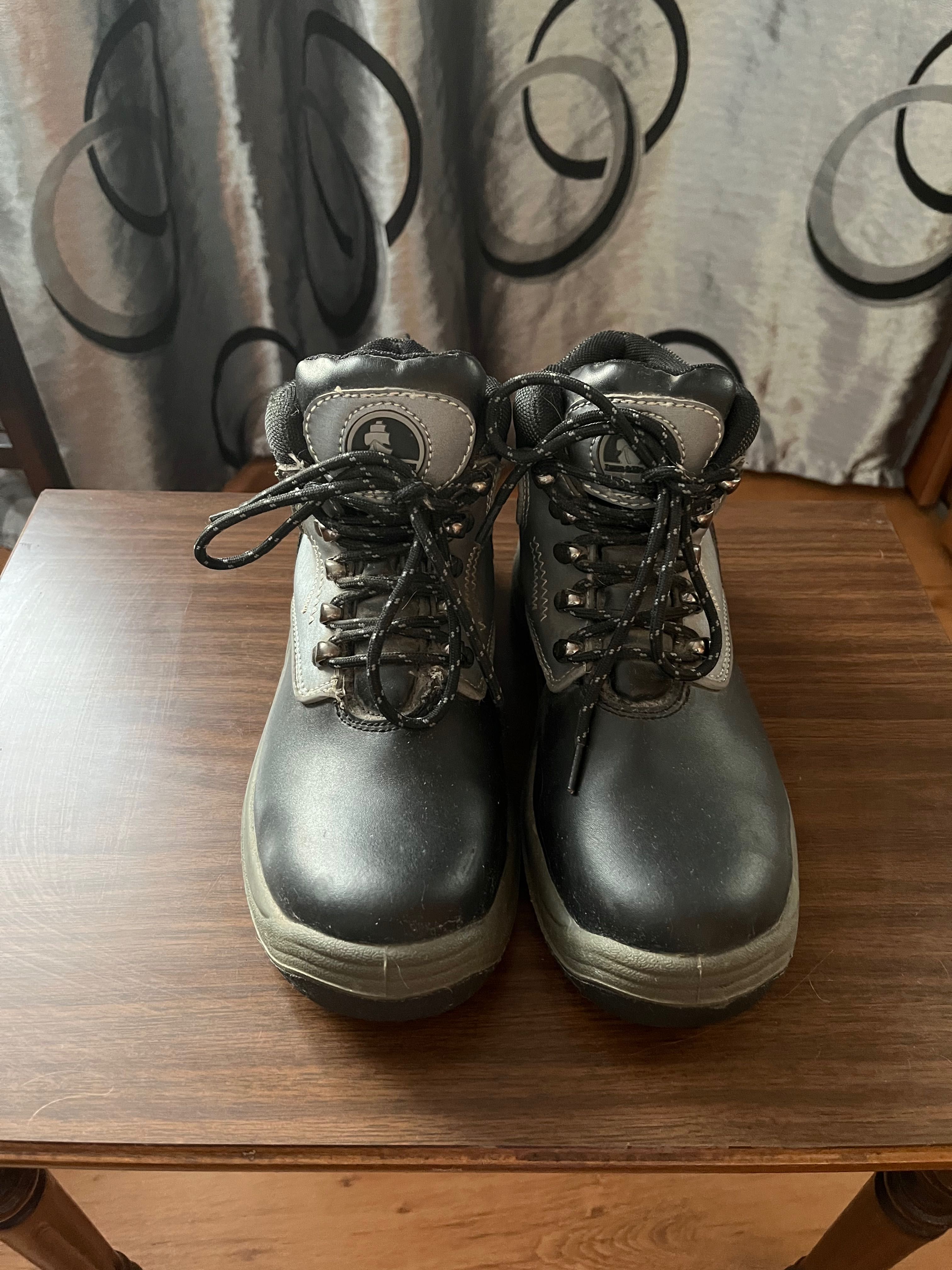 Buty robocze r. 38