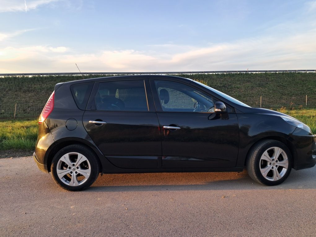Renault Scenic 1.5dci 166tkm.