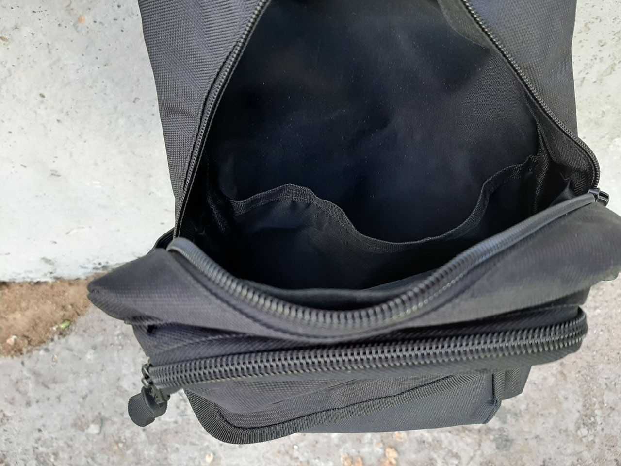 Тактична сумка рюкзак, бананка на одній лямці + вихід USB чорна