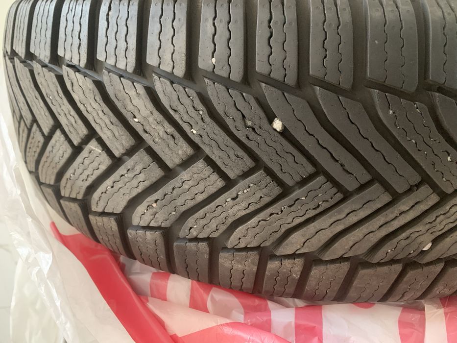 Michelin Alpin 6 215/60 R17 96H