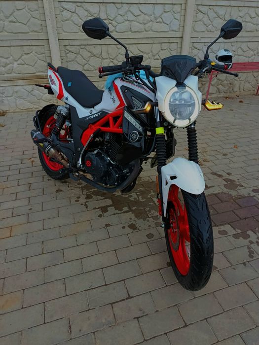 Продам Mustang xtreet 250
