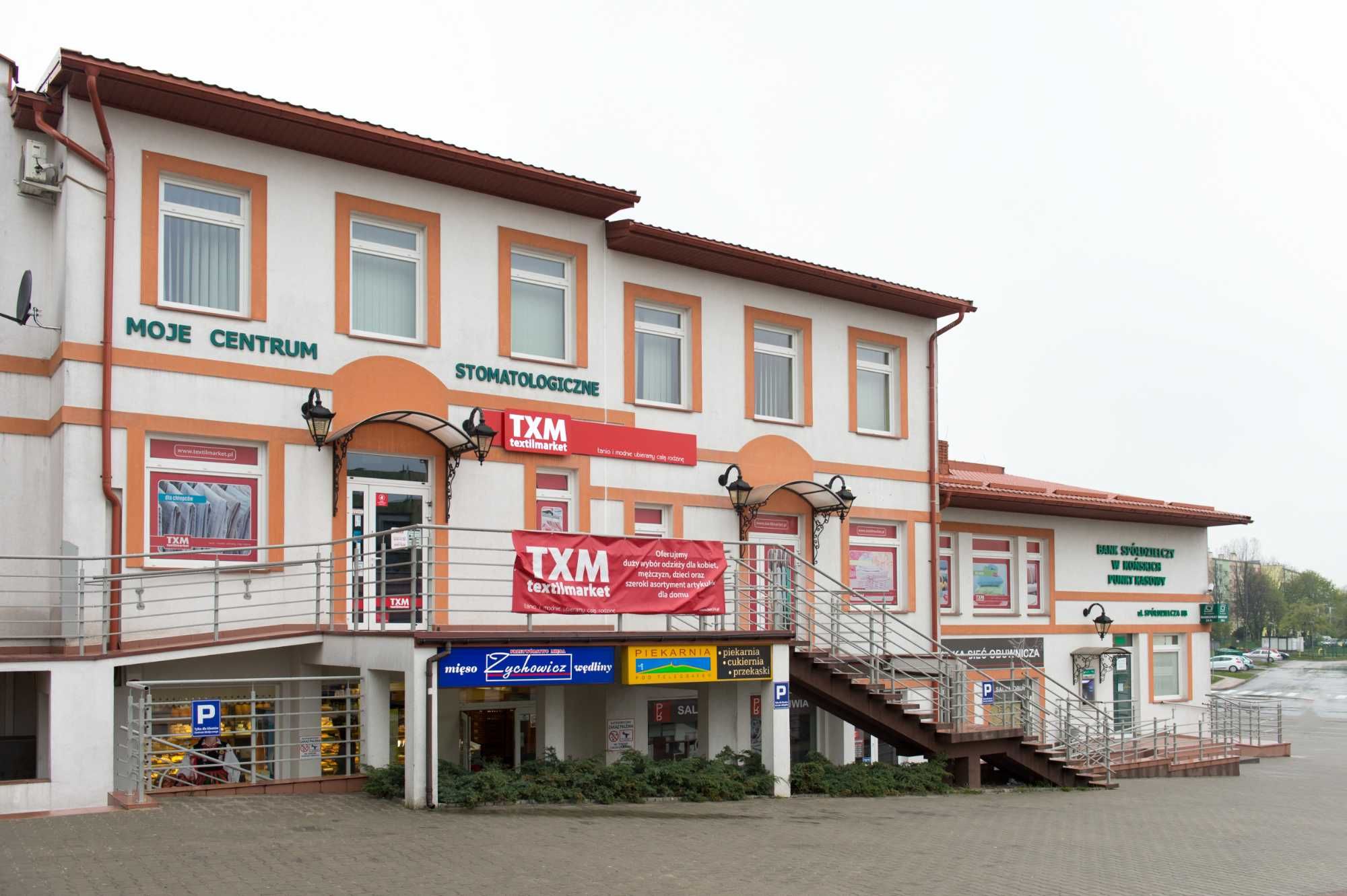 Lokal do wynajęcia ok . 115 m 2 przy Centrum Medycznym i Handlowym