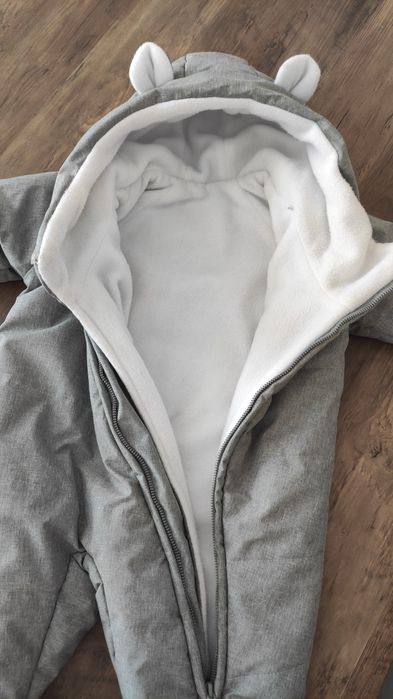 Демісезонний комбінезон сірого кольору