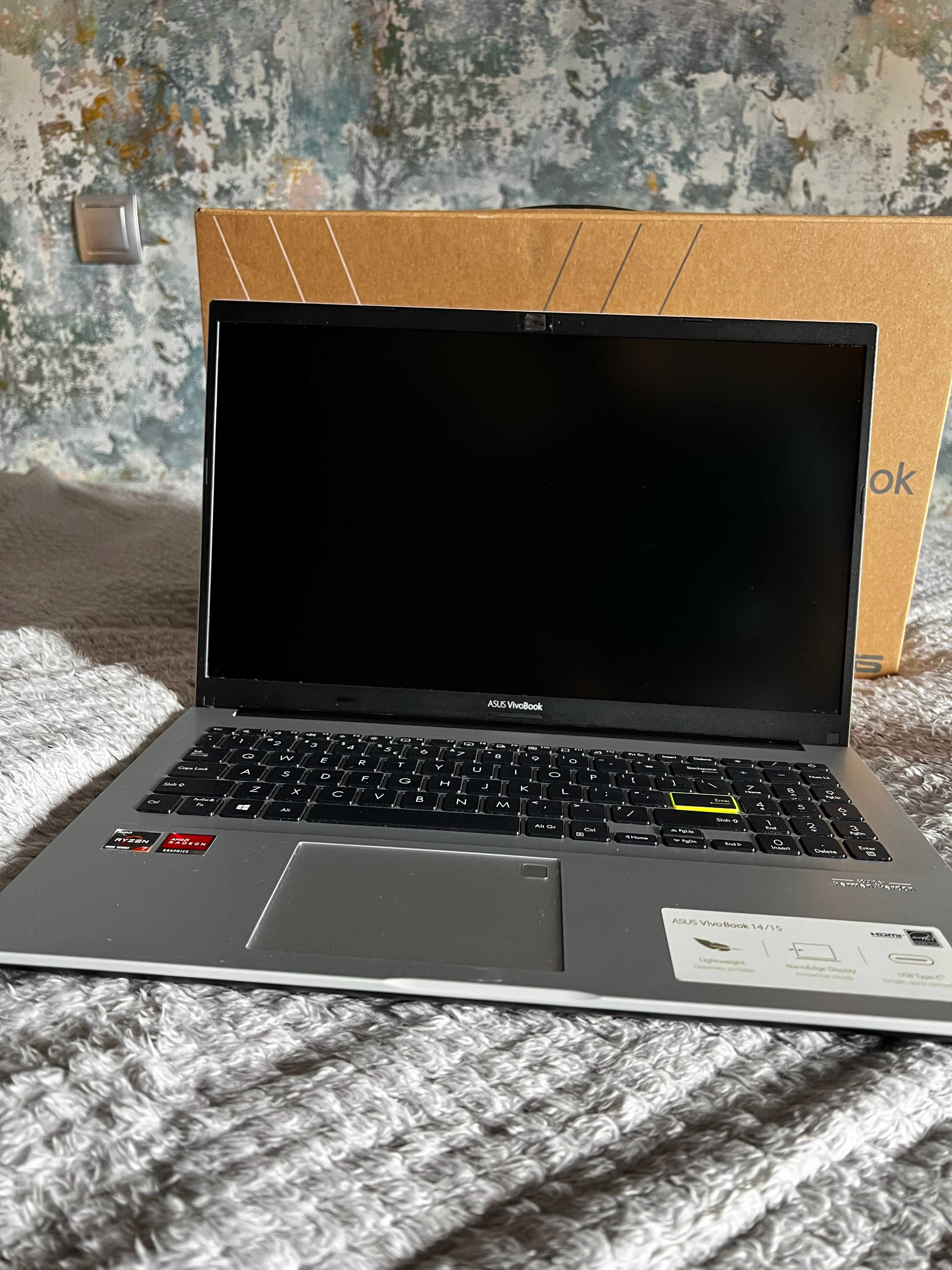 Laptop ultrabook ASUS VivoBook 15 D513IA-EJ371 15,6