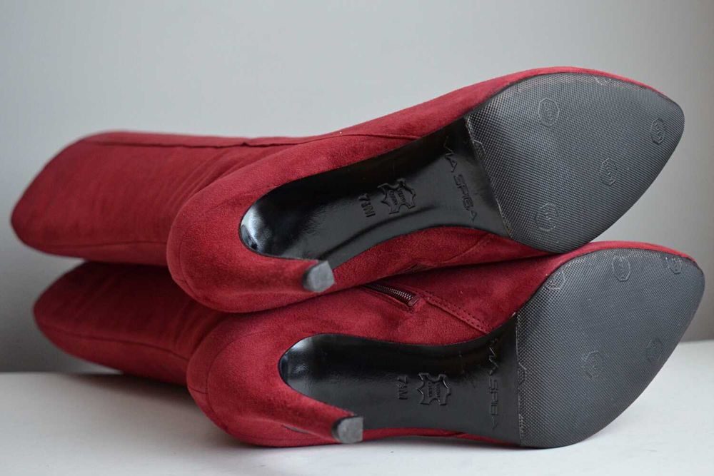 BURGUNDOWA POEZJA kozaki Via Spiga Bethany do kolana na fajnej szpilce