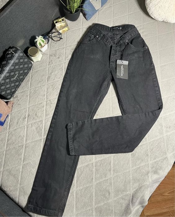 Джинси від бренду PLT.