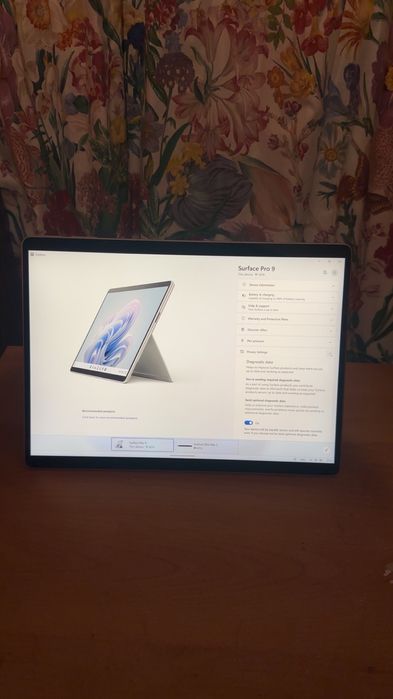 Microsoft Surface Pro 9 + Teclado + Caneta Surface | i5