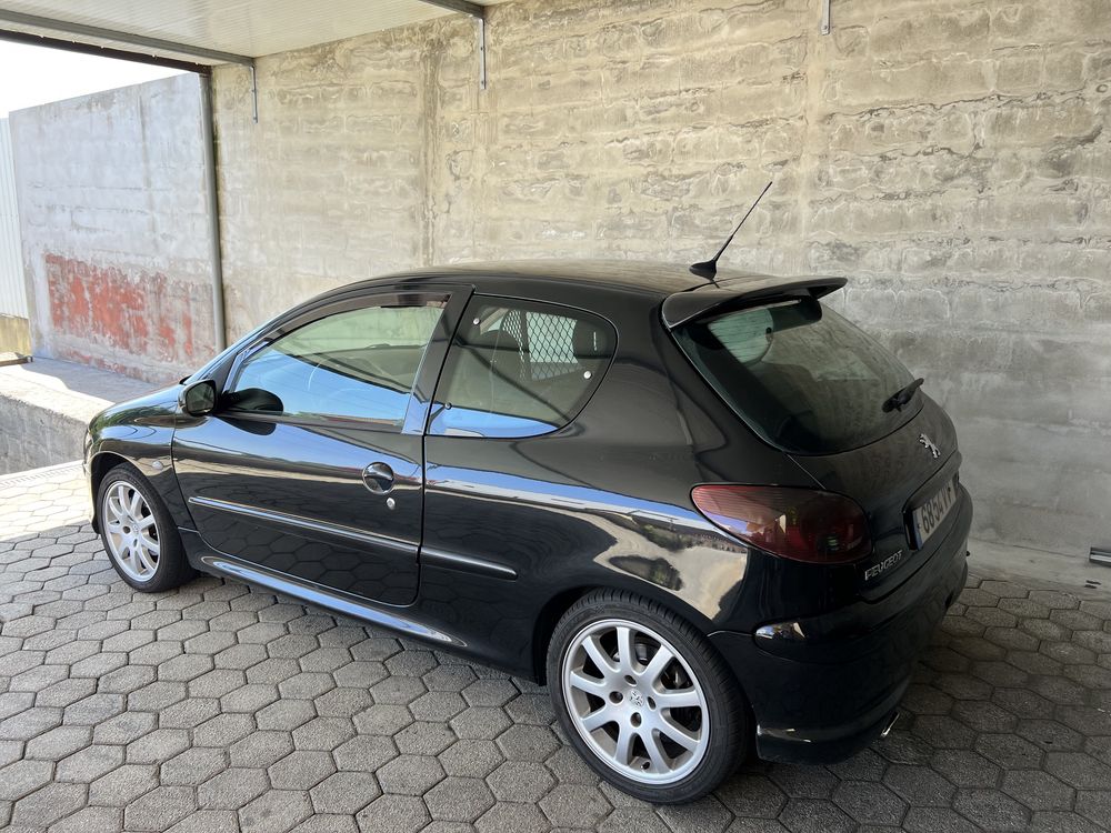 Peugeot 206 2.0 HDI Versão XS (RESERVADO]