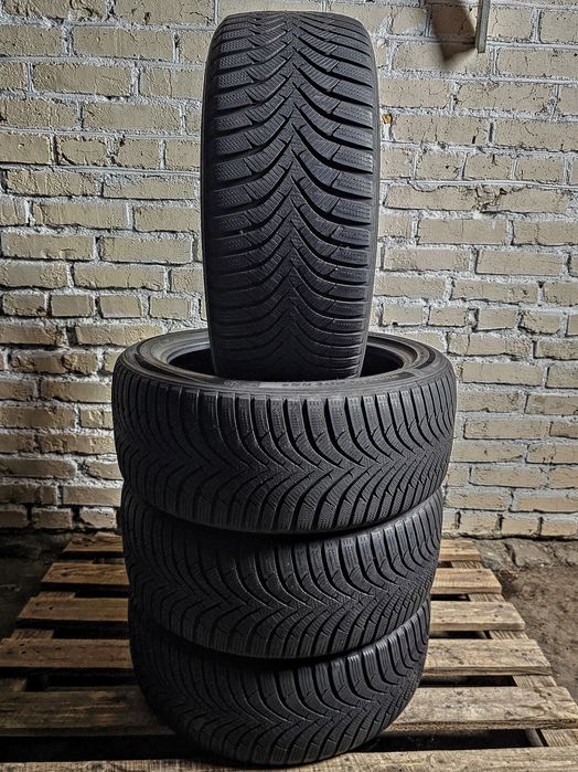 Зимові 225/45r17 Hankook | 2023 | 8/7mm | Korea | Преміум шини/Ідеал