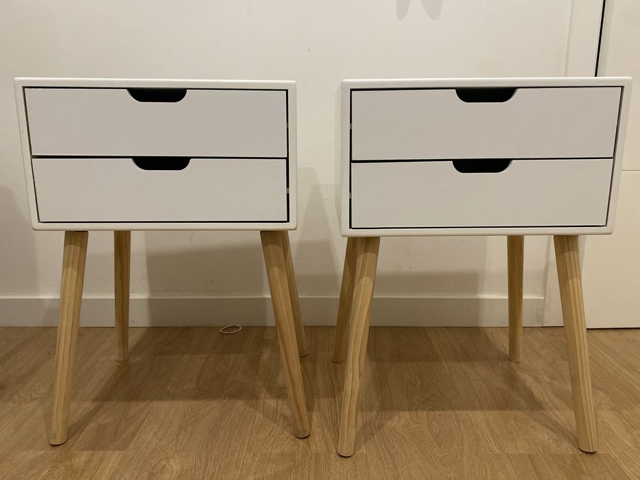 2 mesas de cabeceira - 2 gavetas