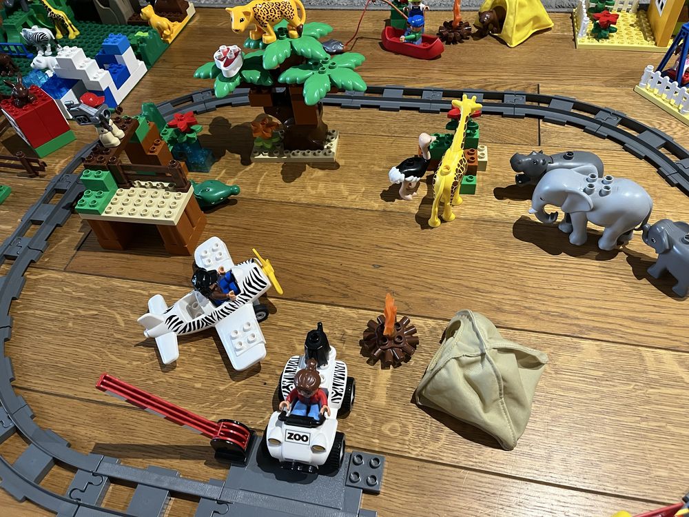 Lego Duplo 8 zestawów plus dodatki