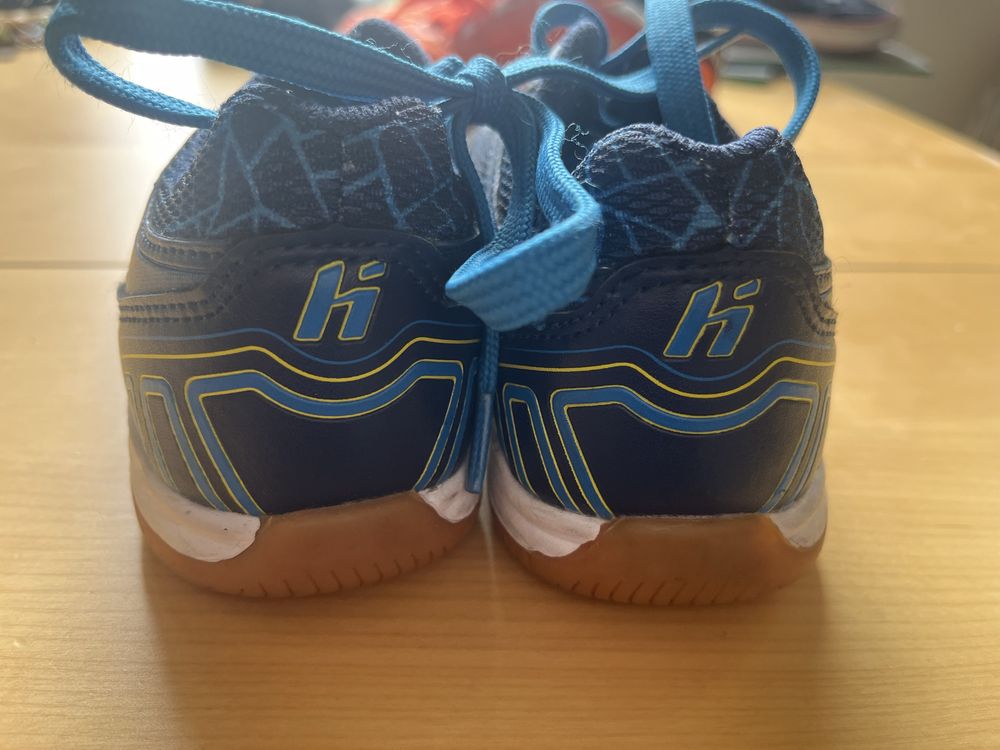 Buty sportowe halowki