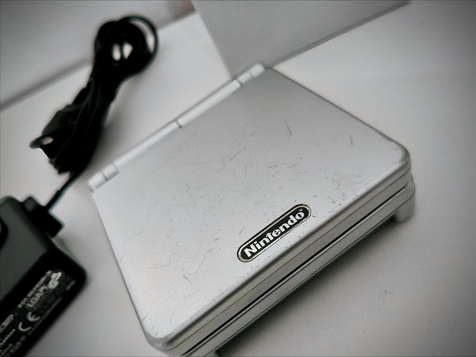 GameBoy Advance SP